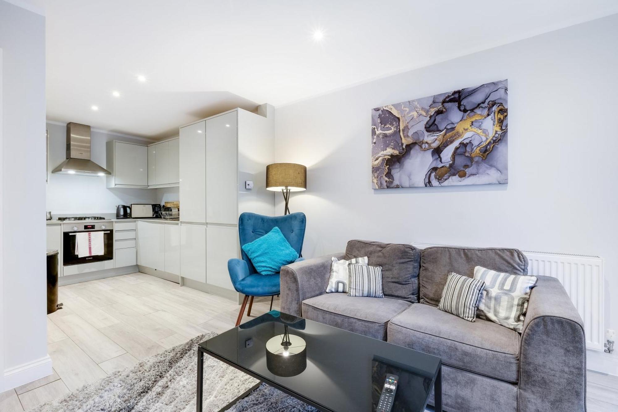 2 Bedroom Penthouse With Parking High Wycombe By 360Stays Kültér fotó